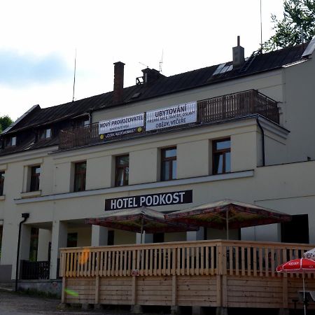 Hotel Podkost Libošovice Buitenkant foto