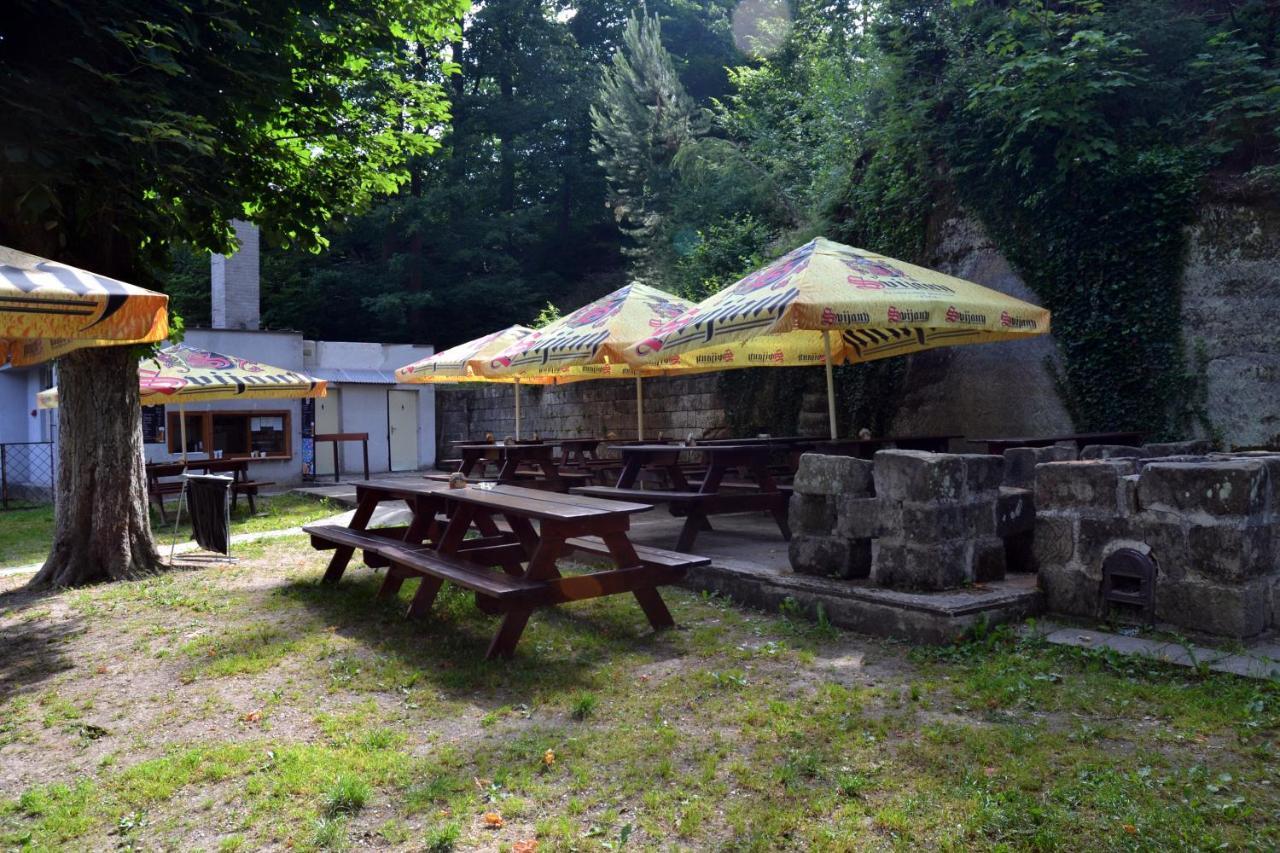 Hotel Podkost Libošovice Buitenkant foto