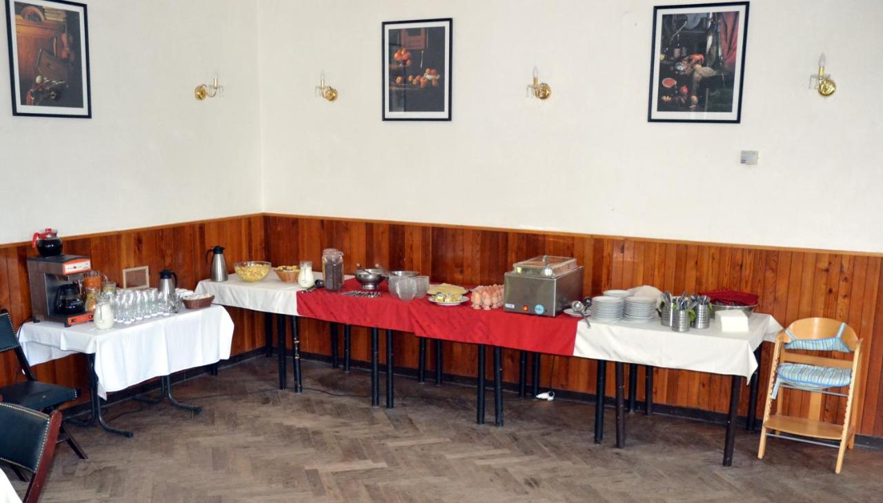 Hotel Podkost Libošovice Buitenkant foto