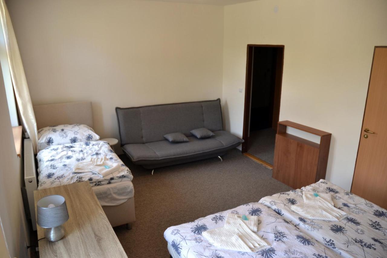 Hotel Podkost Libošovice Buitenkant foto