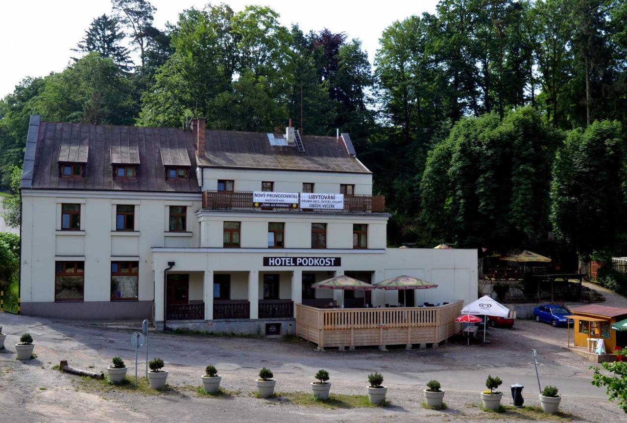 Hotel Podkost Libošovice Buitenkant foto
