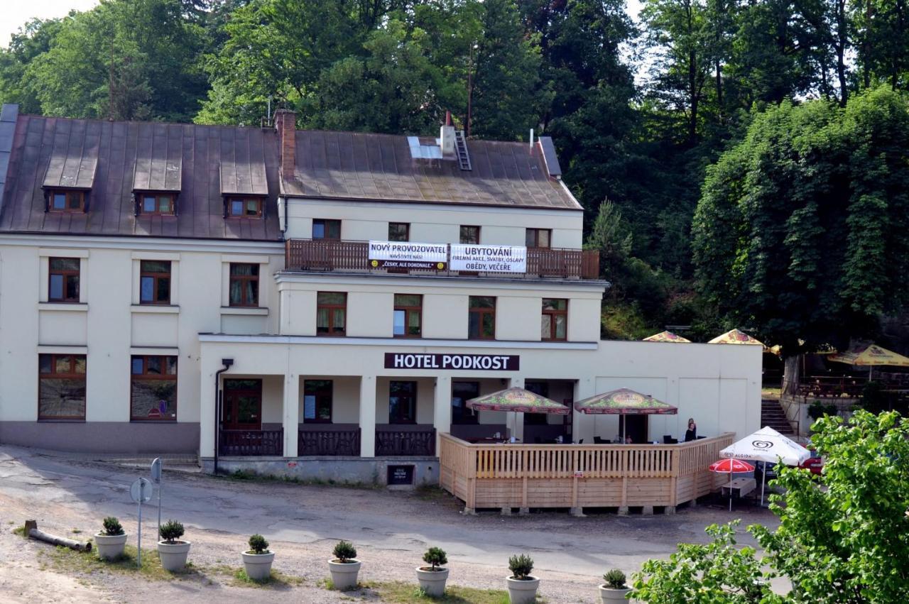 Hotel Podkost Libošovice Buitenkant foto